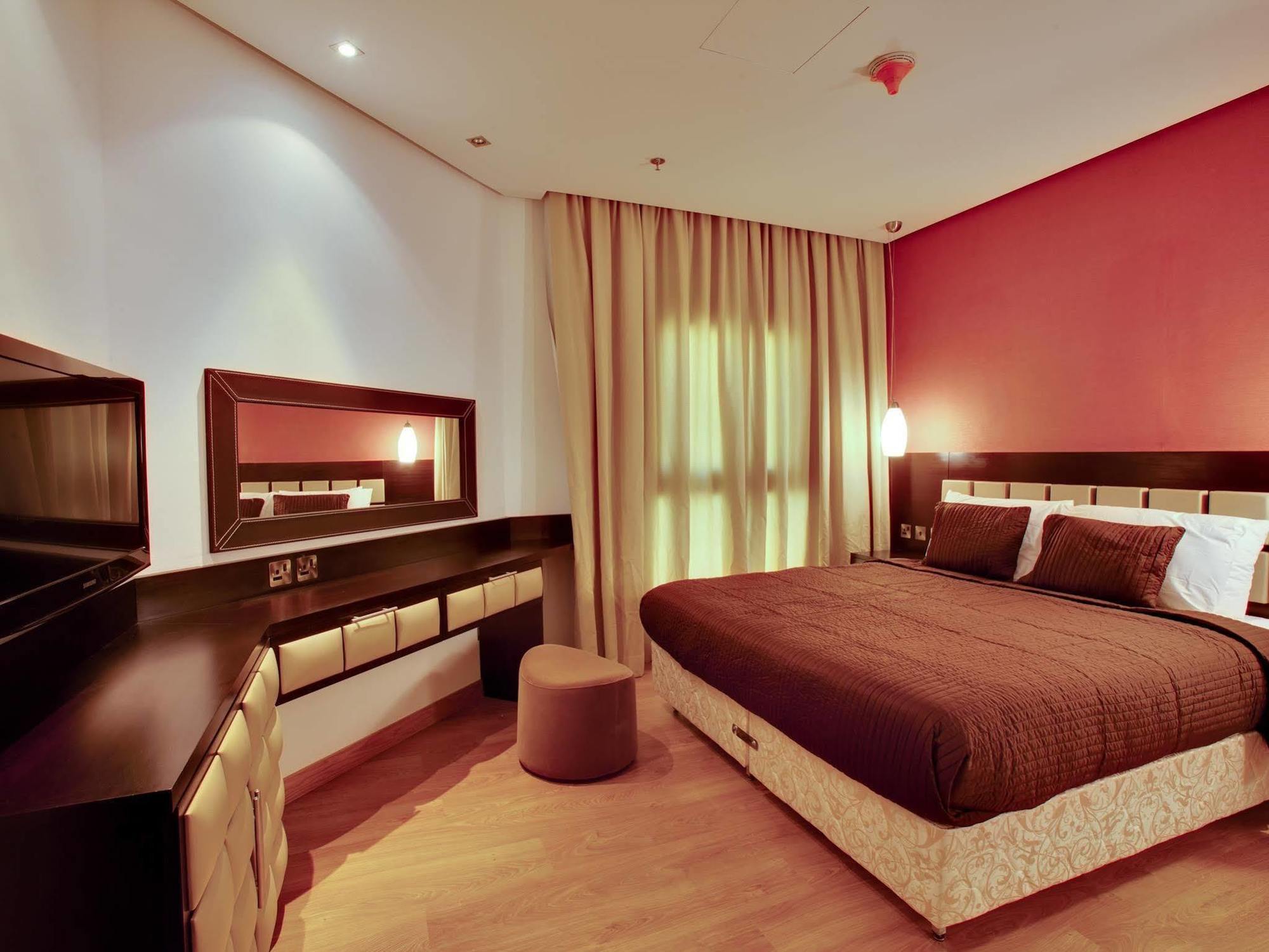 The Rester Hotel Kuwait City Екстер'єр фото